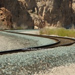 "S" curved train tracks